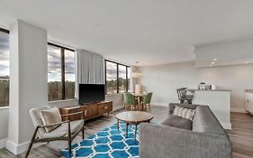 Global Luxury Suites At Georgetown